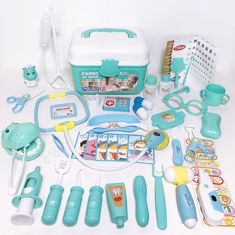 Игровой набор доктора стоматолога Играем в доктора в чемодане