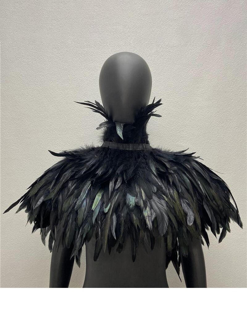 Накидка С Перьями