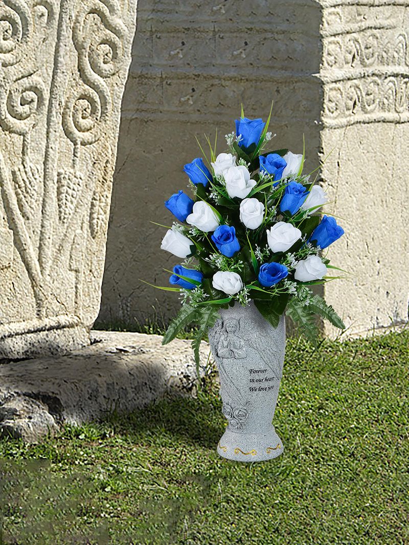 Вазон На Кладбище С Колышком