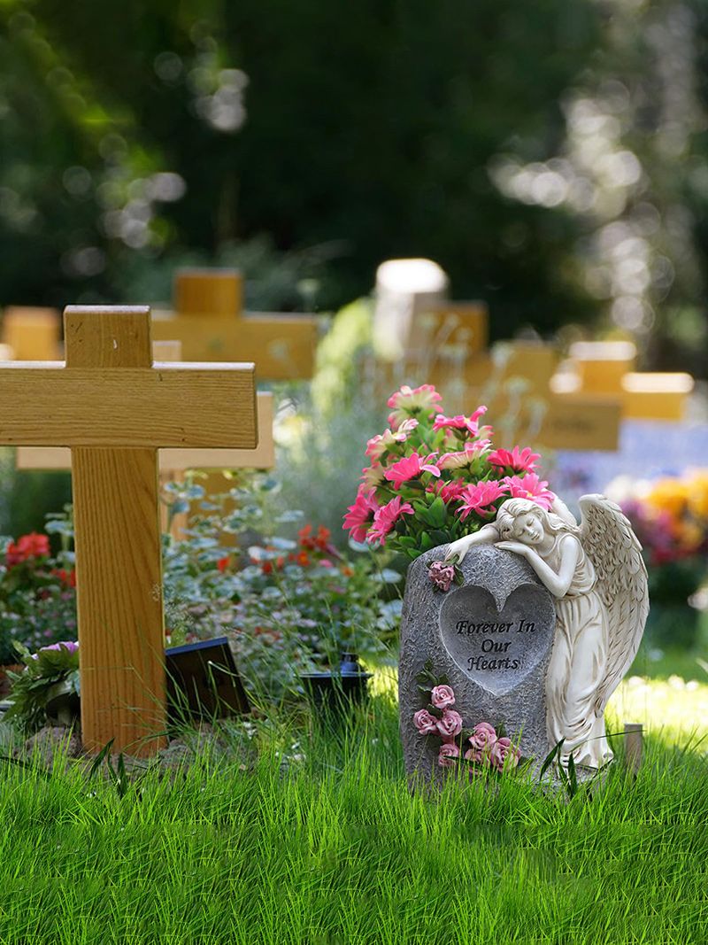 Вазон На Кладбище С Колышком