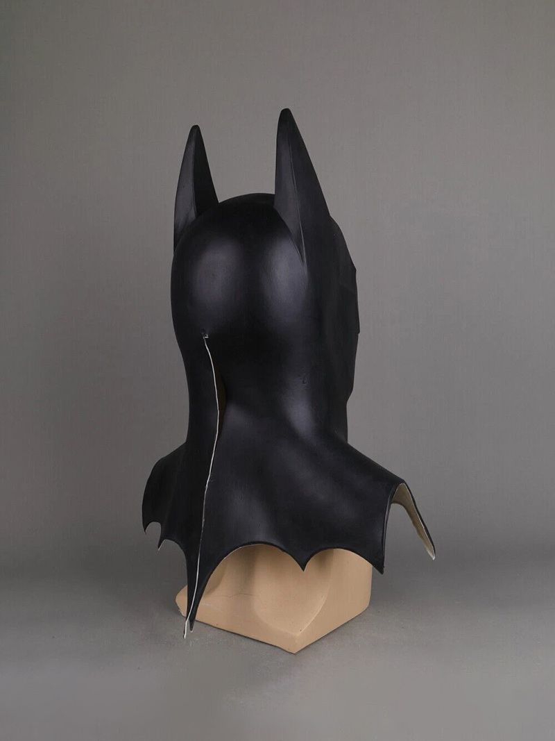 Маска Бэтмена